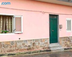 Toàn bộ căn nhà/căn hộ Quiet Apartment In South-east Sicily (Catenanuova, Ý)