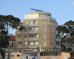 Khách sạn Paros (Pomorie, Bun-ga-ri)