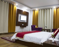 Khách sạn Apple Crescent Resort (Manali, Ấn Độ)