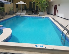 Hotel Rosa Valls (Luanda, Angola)
