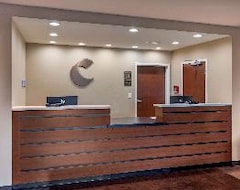 Khách sạn Comfort Inn & Suites (Charlottesville, Hoa Kỳ)