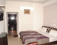 Hotel Anjuman (Agra, India)
