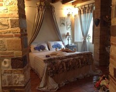 Bed & Breakfast Gallo delle Pille country house (Monzambano, Ý)