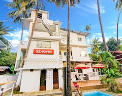 Hotel FabExpress Golden Nest Deluxe Calangute (Goa Velha, Indija)