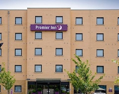 Premier Inn Stevenage Central hotel (Stevenage, United Kingdom)