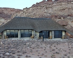 Khách sạn Twyfelfontein Country Lodge (Twyfelfontein, Namibia)