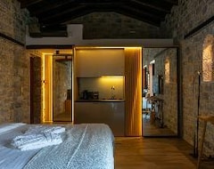 Manifest Boutique Hotel (Areopoli, Greece)