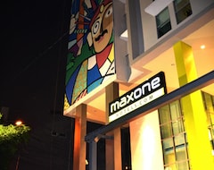 MaxOneHotels.com at Sabang (Jakarta, Indonesia)