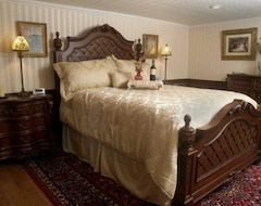 Hotel Conewango Room At Carousel Bed And Breakfast (Warren, USA)