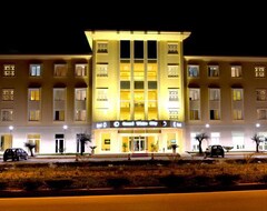 Hotel Grand White City (Berat, Albanija)
