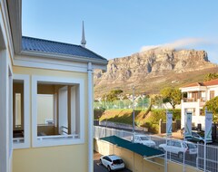 Hotel First Group Hastings Hall (Tamboerskloof, South Africa)