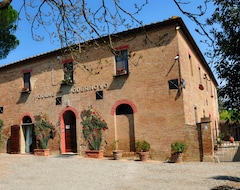 Hotel Agriturismo San Fabiano (Monteroni d'Arbia, Italy)