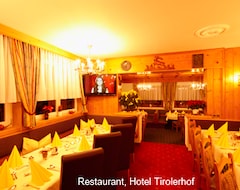 Khách sạn Clubdorf Tirolerhof (See-Paznaun, Áo)