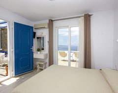 Hotel Spanelis (Tagou, Greece)