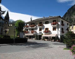 Hotel Bucaneve (Pré-Saint-Didier, Italy)