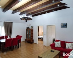 Toàn bộ căn nhà/căn hộ Apartament 2 Camere - Casa Divertis (Buzau, Romania)