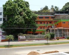 Hotel La Jungla (Acapulco, Mexico)
