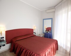 Khách sạn Hotel Il Gatto (Rapallo, Ý)