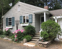 Toàn bộ căn nhà/căn hộ Guest Cottage on Country Estate- Newly renovated (Watertown, Hoa Kỳ)