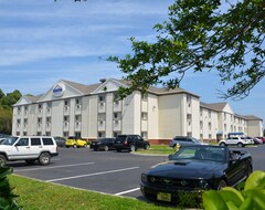 Hotel Suburban Studios Melbourne Airport (Melbourne, USA)