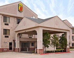 Otel Super 8 by Wyndham Garland North Dallas Area (Garland, ABD)