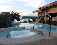 Resort/Odmaralište Bonita Oasis Beach Resort (Moalboal, Filipini)