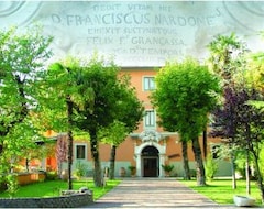 Hotel Relais VillaGrancassa (San Donato Val di Comino, Italy)