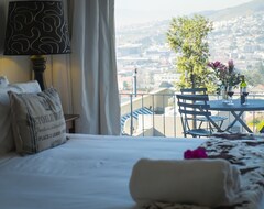 Hotel Cape View Accommodation (Vredehoek, South Africa)