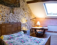 Bed & Breakfast 3 Roses (Villeneuve-sur-Yonne, Pháp)