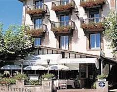 Hotel Les Pyrénées (Donibane Garazi, France)