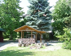 Nhà nghỉ Bringakert Guesthouse (Révfülöp, Hungary)