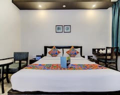 Hotelli FabHotel Rockland Chirag Delhi (Delhi, Intia)
