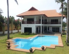 Hotel Dolphin Bay Beach Villa (Prachuap Khiri Khan, Tajland)
