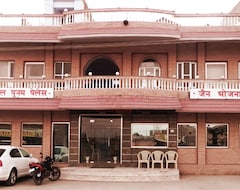 Khách sạn Poonam Palace (Jaisalmer, Ấn Độ)