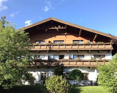 Khách sạn Almhof (Seefeld, Áo)