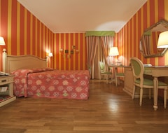 Khách sạn Hotel Matteotti (Vercelli, Ý)