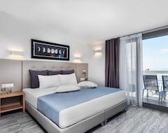 Hotel Nymphes Deluxe Accommodation (Pefkohóri, Grækenland)