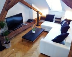 Toàn bộ căn nhà/căn hộ Old Town Square Premium Residence (Praha, Cộng hòa Séc)