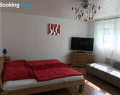 Koko talo/asunto Apartment (Reutlingen, Saksa)