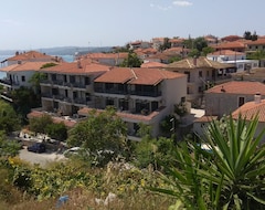 Hotel Arellis (Afytos, Greece)