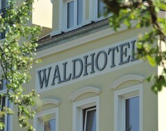 Khách sạn Waldhotel Rheinbach (Rheinbach, Đức)