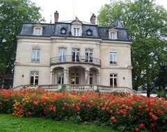 Hotelli Le Clos des Tourelles - Châteaux & Hôtels collection (Sennecey-le-Grand, Ranska)