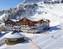 Superior Hotel Schneider Ski-in & Ski-out (Obertauern, Austria)