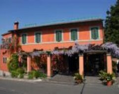 Hotel Lucia Pagnanelli (Castel Gandolfo, Italy)