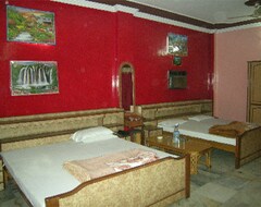 Khách sạn OYO 12244 Hotel JK Palace (Allahabad, Ấn Độ)