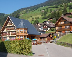 Otel Gasthaus zum Schäfli (Alt St. Johann, İsviçre)