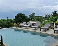 Hotel Tropical Paradise Villa (Surat Thani, Thailand)