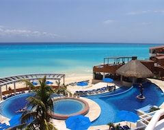 Khách sạn Sunset Fishermen Beach Resort (Playa del Carmen, Mexico)