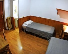 Hostel / vandrehjem Rosales Residences (Madrid, Spanien)