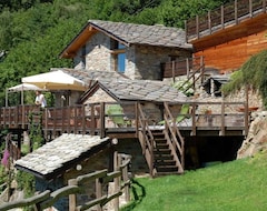 Koko talo/asunto Chalet Palu (Brosso, Italia)
